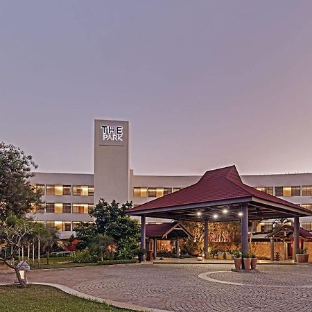 The Park Visakhapatnam Hotel Exterior foto